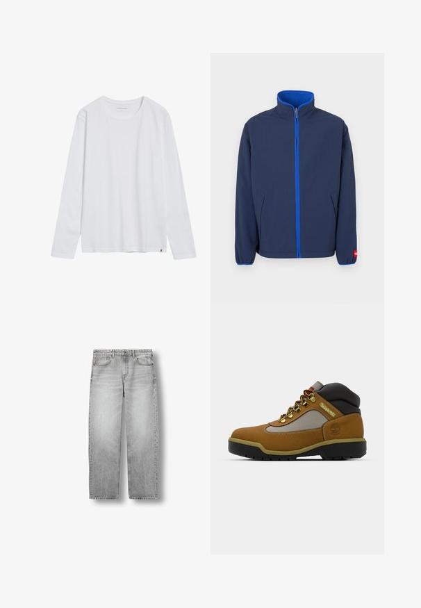 Marineblauw jack met een hoge kraag, fleece voering in de kraag en een contrasterende blauwe rits. Voorzien van zijzakken en elastische manchetten.; Witte t-shirt met lange mouwen van katoen. Ronde halsontwerp, rechte zoom en kleine logo label aan de onderkant links. Glad van structuur.; Lichtgrijze rechte spijkerbroek met voorzakken, riemlussen en knoopsluiting, plat weergegeven op een witte achtergrond.; Bruine wandelschoen met grijze en zwarte accenten, bovenwerk van gestructureerd leer, metalen oogjes en een robuuste rubberen zool voor grip.
