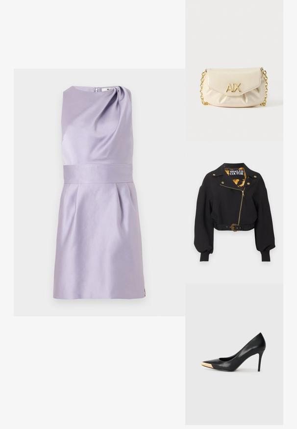 Veste noire courte avec fermeture éclair dorée, boutons et boucle de ceinture, manches longues bouffantes, et étiquette "Versace Jeans Couture" à l'intérieur du col.; Robe lilas sans manches avec une taille cintrée, un décolleté asymétrique et de doux plis sous la taille sur un fond uni.; Pompe à talon haut en cuir noir avec bout pointu ; présente une accentuation métallique dorée sur le capuchon. Surface lisse avec un design épuré.; Sac bandoulière en faux cuir crème avec un design froncé, une bandoulière en chaîne dorée et un logo 'A|X' en relief à l'avant.
