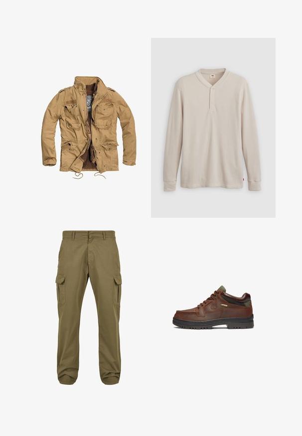Khakijacke mit einem Reißverschluss vorne, vier Fronttaschen und einem strukturierten Futter. Merkmale sind ein Stehkragen und ein verstellbarer Kordelzug am Saum.; Langärmliges Henley-Shirt aus leicht beigem Rippstoff mit V-Ausschnitt, Knopfleiste mit drei Knöpfen und angeschnittenen Ärmeln. Roter Logo-Tag am Saum.; Grüne Cargo-Hosen mit geradem Schnitt, aus Baumwolle, seitlichen Taschen und Knopfverschluss für Funktionalität. Glatte Textur, lässiges Design.; Braunes Leder-Schuhwerk mit klassischem Design, ausgestattet mit einer Schnürung, grünen Akzenten und einer robusten schwarzen Gummi-Sohle. GORE-TEX®-Label sichtbar.