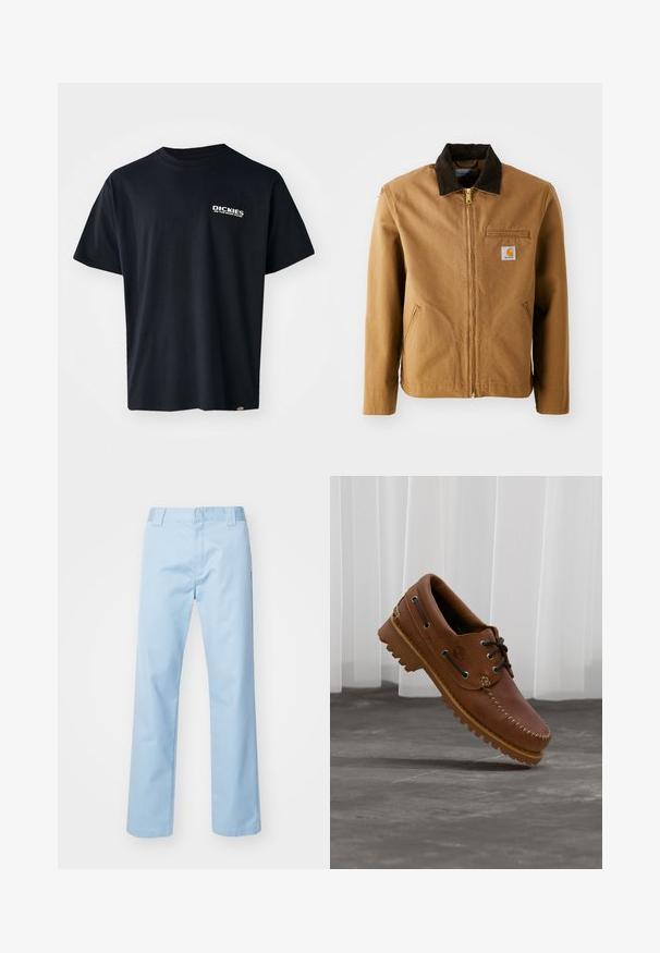 Brun lærredjakke med en mørkebrun fløjlskrave, lynlås lukning, brystlomme og sidelommer. Har et logo patch på venstre side.; Sort kortærmet t-shirt lavet af bomuld, med et hvidt grafisk tekstlogo på venstre bryst, lige snit og et mærke på siden.; Lyseblå lige bukser lavet af en blanding af bomuldsstof. Har en flad frontlinning, sidelommer og ingen synlige mønstre eller udsmykninger.; Brun læder bådsko med sorte snørebånd, beige syninger og en robust sål, hængende over en grå betongulv.