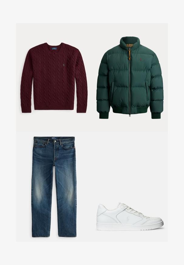 Veste matelassée vert foncé avec col montant, fermeture éclair devant, poignets et ourlet côtelés, et deux poches latérales.; Pull bordeaux à col rond en maille torsadée avec manches longues et petit logo vert Polo Ralph Lauren sur la poitrine.; Jean en denim bleu indigo avec une coupe droite, un style cinq poches, et un léger effet délavé sur les cuisses. Fermeture par bouton en métal et fermeture éclair.; Baskets en cuir blanc avec une texture lisse, présentant un bout perforé, un système de laçage et un logo brodé sur le côté. Semelle en caoutchouc blanc.