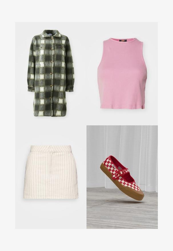Veste en flanelle à carreaux verts et gris, douce au toucher, avec un col, une fermeture à boutons sur le devant et deux poches poitrine ornées de boutons dorés.; Crop top rose à côtes avec un col rond et un design sans manches. Se termine juste au-dessus de la taille.; Jupe crème avec de fines rayures verticales rouges, présentant un design ajusté et un ourlet droit. Fabriquée à partir d'un tissu léger.; Chaussure slip-on à damier rouge et blanc avec une semelle en caoutchouc marron et une bride à boucle rouge, flottant au-dessus d'un sol en bois avec des rideaux blancs en arrière-plan.