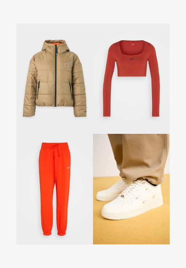 Beige gewatteerd jack met capuchon, zwarte rits aan de voorkant en zakken, klein oranje Nike-logo op de borst en oranje binnenvoering.; Nike Sportswear W NSW LS CROP TOP SW - Longsleeve - rugged orange/black; Nike Sportswear W PHNX FLC HR OS - Trainingsbroek - picante red/sail; Witte leren sneakers met geperforeerde neus, gouden accenten en platte veters, gecombineerd met beige broek op een gestructureerde gele ondergrond.