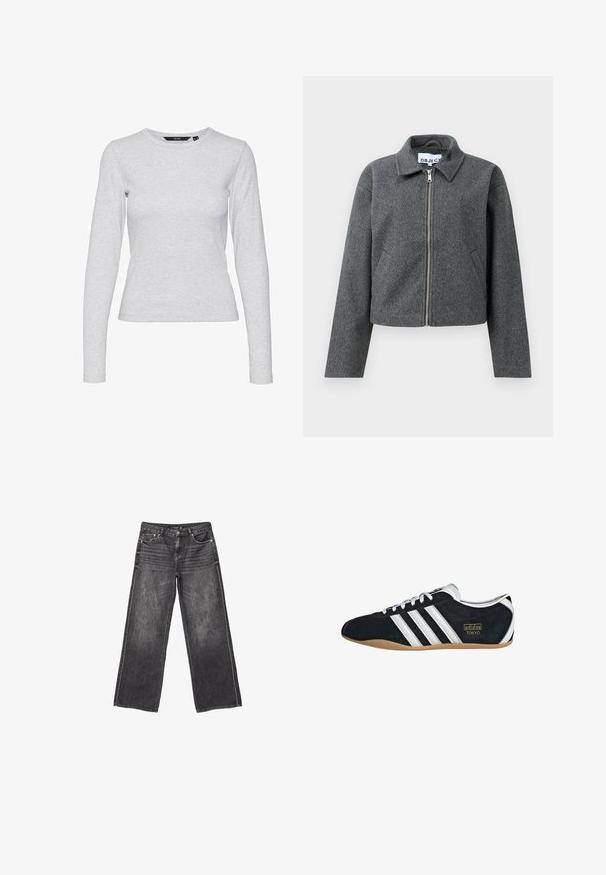 Grå cropped jakke lavet af tekstureret materiale. Har en lynlåslukning foran, spidse kraver og sidelommer. Simpelt design uden mønstre.; Lys grå langærmet t-shirt lavet af blødt bomuldsblandingsstof. Den har en rund halsudskæring og en tætsiddende silhouette uden mønstre eller accenter.; Mørkegrå denim jeans med vid ben, front- og baglommer, knaplukning og diskrete slidte detaljer.; Sort ruskinds sneaker med hvide tre striber, guldlogo og en brun gummisål. Har et lavprofil snørebåndsdesign.