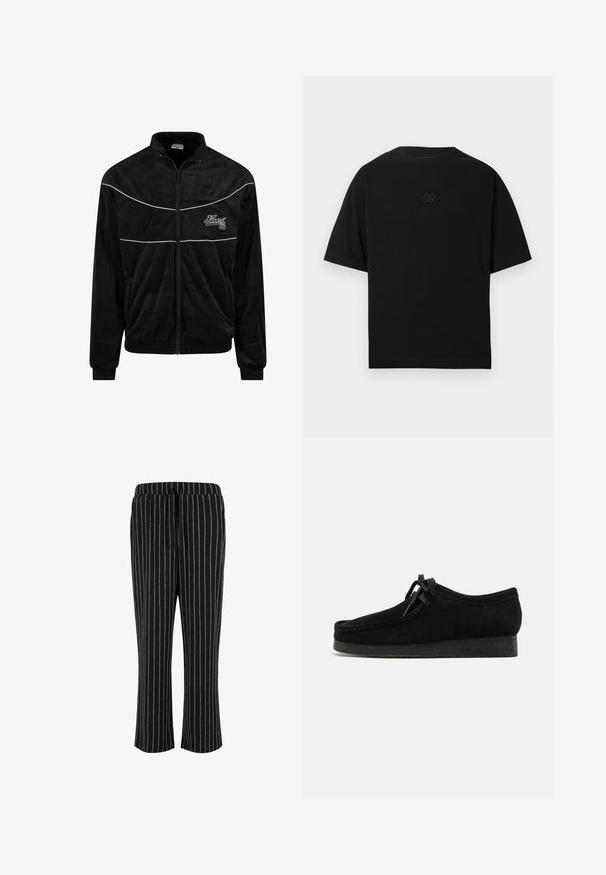 Sort zip-up jakke med en blød tekstur, der har to hvide vandrette striber og et logo på venstre bryst. Ribbet cuff og kant.; Sort t-shirt med korte ærmer lavet af bomuld. Har en rund hals og et diskret broderet logo på brystet. Glat tekstur.; Sorte og hvidestribede pyjamasbukser med elastisk talje og snøre, der har en afslappet pasform og cropped længde.; Sorte ruskindsko med rund tådesign, snørebånd foran og en struktureret sort gummisål. Glat overflade med diskret syningsdetalje.