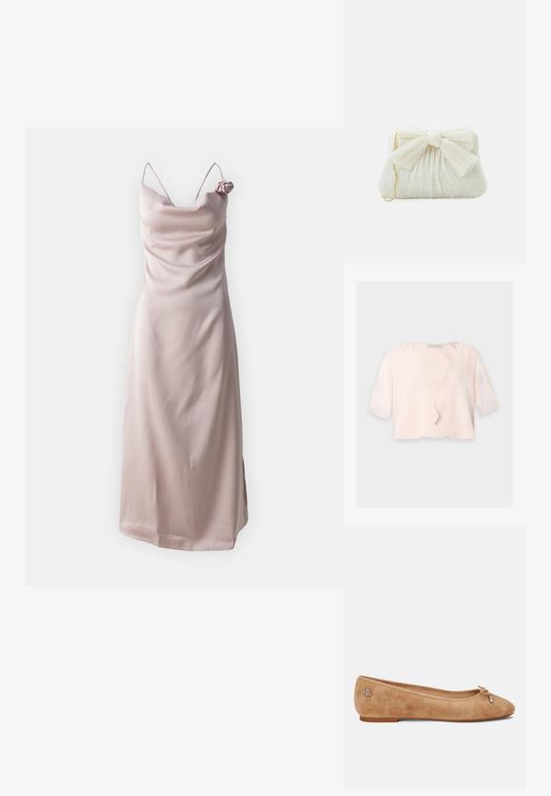 Blouse courte rose clair avec manches trois quarts et un design devant ouvert et ample sur un fond uni.; Robe fluide en satin de couleur rose pâle avec des fines bretelles et un décolleté drapé, ornée d'une accent en forme de rose sur l'épaule gauche.; Ballet en daim beige avec un léger bout pointu, un accent en nœud sur le devant et un petit logo métallique sur le talon. Semelle plate.; Sac à main plissé blanc avec un nœud proéminent et une chaîne dorée. Texture douce avec un design froncé à l'avant.