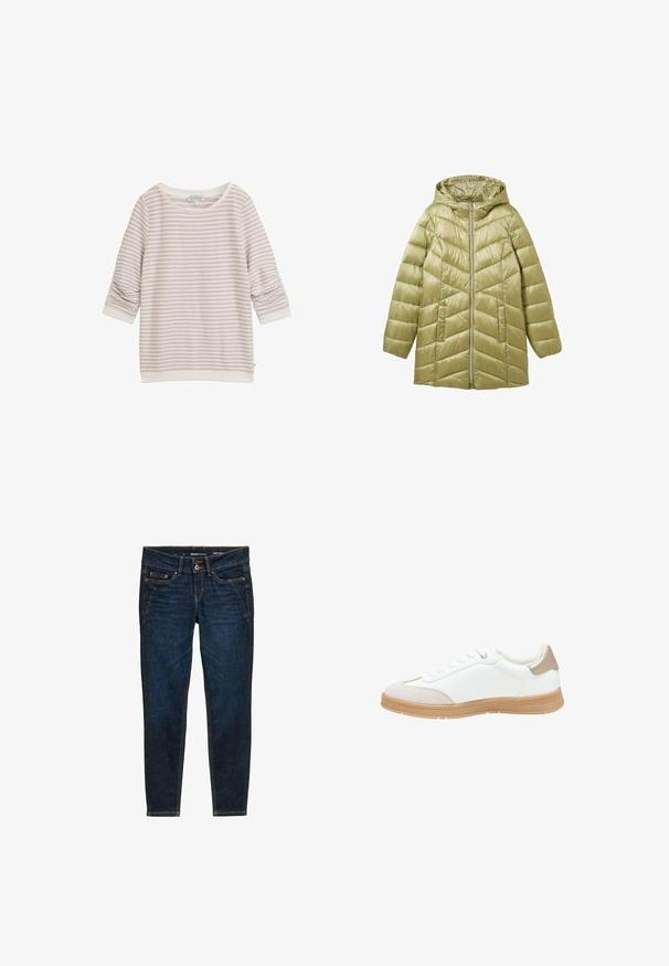 Olivengrøn pufferjakke med hætte, med lynlås foran og chevron-quiltet design. Fremstillet af shiny, letvægtsmateriale.; Lyserød stribet sweatshirt med trekvartærmer, rund halsudskæring og ribbede manchetter. Fremstillet af blødt stof med subtil tekstur.; Mørkeblå denim jeans med slim fit, der har orange syninger, fem lommer og en knaplukning i taljen.; Hvide sneakers med en glat læderoverdel, beige ruskind tåhætte og en struktureret tan gummisål. Har fem huller til snørebånd og en polstret hæl.