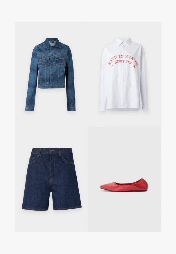 Blå denimjakke med en cropped design, to brystlommer, knaplukning foran, og subtile tonale mønstrede accenter over stoffet.; Stribet button-up skjorte i blå og hvid, med rød tekst: "LAVET I HIMLEN SINCE 1967." Lange ærmer, afslappet pasform, blanding af bomuldsstof.; Mørkeblå denimshorts med et klassisk fem-lomme-design, synlig orange syning og en knaplukning i taljen.; Filippa K REY FLATS - Ballerinasko - bright red
