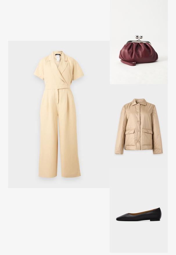 Veste matelassée beige avec col, fermeture devant à boutons-pression et deux grandes poches à rabats avec boutons sur les hanches.; Combinaison beige à manches courtes avec jambes larges, col en V style portefeuille et taille cintrée, réalisée dans un tissu léger.; Chaussure plate en cuir noir à bout pointu avec talon bas et finition lisse, vue de côté sur un fond gris clair.; Petit sac pochette en cuir bordeaux avec fermoir métallique argenté et bracelet sur fond blanc.