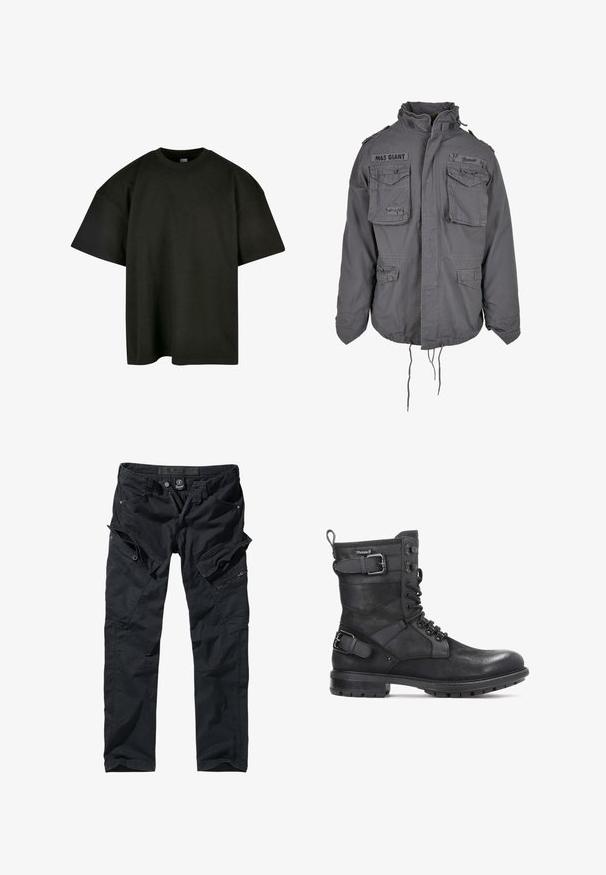 Militærstil grå jakke med høj krave, flere frontlommer, justerbar snor i kanten og broderede tekstdetaljer.; Sort oversized t-shirt i blød bomuld. Har en rund crew neckline og korte ærmer, med en glat tekstur og minimalistisk design.; Sorte cargo bukser lavet af slidstærkt stof med flere lommer, lynlåse og en justerbar talje for funktionalitet og komfort.; Kazar HEARD - Cowboy- / bikerstøvlette - black