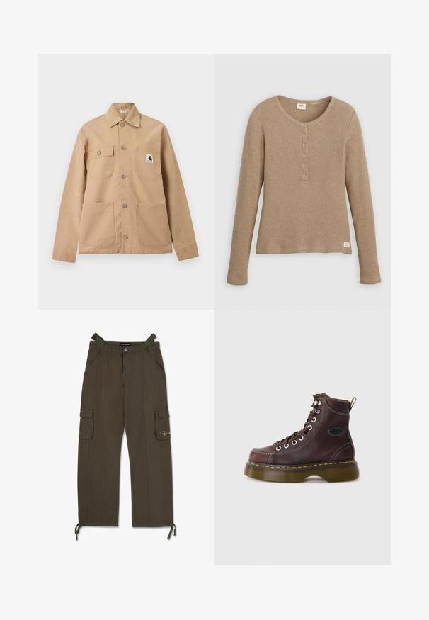 Beige Jacke mit Knöpfen und vier Vordertaschen, eine Tasche ist mit einem schwarz-weißen Carhartt-Logo-Patch versehen.; Langärmliges beiges Waffelstrick-Henley-Shirt mit rundem Ausschnitt und fünf Knöpfen, flach liegend vor weißem Hintergrund dargestellt.; Olivengrüne Cargo-Hosen aus leichtem Material, ausgestattet mit zwei Seitentaschen, zwei Cargo-Taschen und verstellbaren Zugbändern an den Knöcheln.; Braune Leder-Ankle-Boots mit strukturierten Oberflächen, silbernen Ösen und gelben Nähten. Verfügt über eine robuste, transparente Sohle und eine Zuglasche.