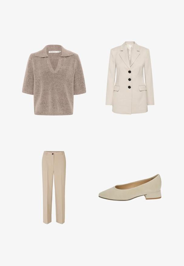 Blazer beige a medida hecho de tela ligera. Presenta solapas con muesca, cuatro botones negros y dos bolsillos delanteros.; Suéter beige de manga corta con escote en V, hecho de un material de punto suave, con un diseño de cuello y un corte relajado.; Modström GALE - Pantalones - powder sand; Zapato de salón de ante beige con tacón bajo y punta puntiaguda, con un pequeño tacón cuadrado. Textura lisa sin patrones ni adornos visibles.