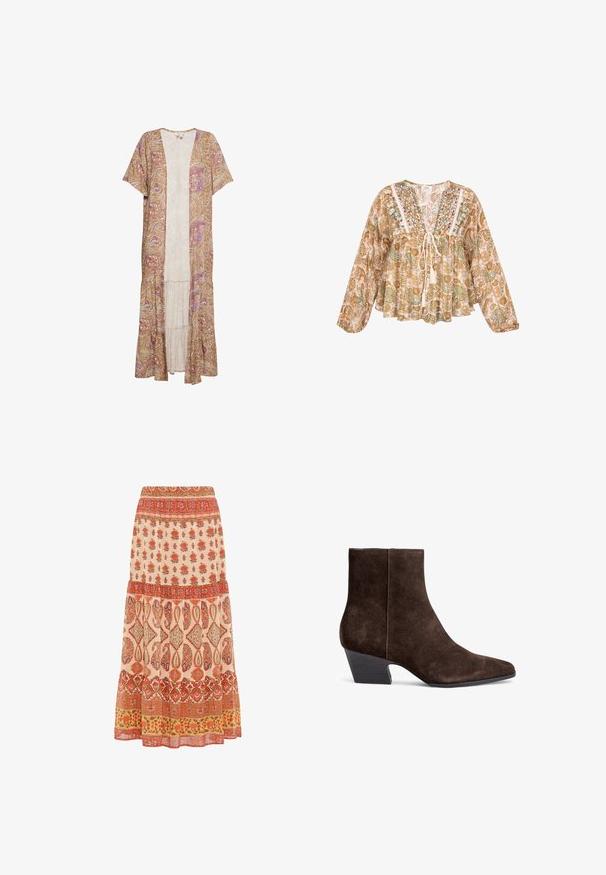 Lange, lichte kimono in lichtbruin met paisleypatroon in roze en paars. Heeft korte mouwen en een gelaagde zoom.; Losse blouse met lange mouwen, beige, groene en bruine paisley-print, geborduurde pasvorm en voorstrik met kwastjes.; Lange rok met rode, oranje en gele bloem- en geometrische patronen in horizontale secties op een beige achtergrond.; Bruine suède enkellaarsjes met een puntige neus, middelgrote blokhak en minimale stiksels voor een strakke uitstraling.
