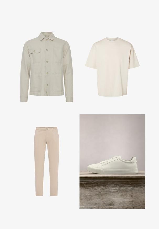 Veste en coton beige avec une fermeture à boutons, un col pointu, deux poches poitrine et deux poches inférieures. Tissu texturé avec des coutures visibles.; T-shirt en coton beige uni, manches courtes, oversize, col rond, présenté à plat sur fond blanc.; Chinos beige slim fit avec fermeture à bouton et zip à l'avant, passants pour ceinture et poches latérales, présentés sur un fond blanc.; Sneaker en dentelle blanche flottant au-dessus d'un banc en bois avec un feuillage vert en arrière-plan, mettant en valeur le design et la texture de la chaussure.