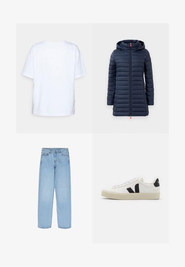 Chaqueta de plumas navy con capucha, con secciones acolchadas horizontales, cremallera de longitud completa y tiro de cremallera naranja. Textura suave, diseño ligero.; Camiseta de algodón blanca de manga corta vista desde atrás sobre un fondo gris claro.; Jeans de mezclilla azul claro con un corte de pierna recta, diseño de cinco bolsillos y detalles de costura sutiles en la cinturilla y los bolsillos.; Zapatilla de cuero blanca con logo V de goma negra. Suela texturizada en blanco roto, cordones blancos y detalle en el talón trasero con el nombre de la marca en negro.