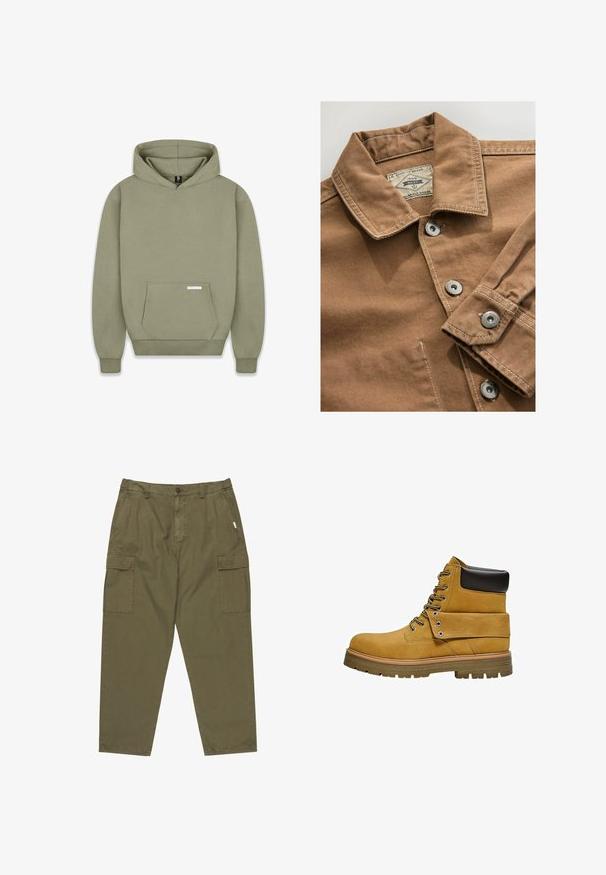 Chemise en denim brun avec un col, des boutons pressions argentés et des coutures blanches contrastantes. L'étiquette indique "Next Durable Goods."; Sweat-shirt à capuche vert olive, avec des manches longues, une poche kangourou à l'avant, des poignets côtelés, et une petite étiquette sur la poche.; Pantalons cargo en vert olive en coton, avec un bouton à l'avant, des poches latérales et deux grandes poches cargo sur les cuisses.; Botte de travail beige avec col noir rembourré, laçage à l'avant, rabat replié maintenu par des œillets métalliques et semelle épaisse en caoutchouc crantée.