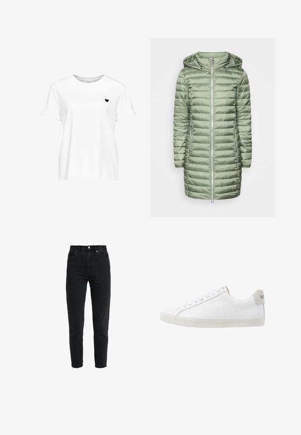 Gevoerde groene jas met een capuchon, voorzien van horizontale gestikte secties en twee zijzakken met ritssluiting. Hiermee voelt het materiaal glad en glanzend aan. Zilveren ritssluiting.; Wit T-shirt met korte mouwen met een kleine zwarte hartgrafiek op de linkerborst en een ronde hals.; High-waist zwarte spijkerbroek met voorste knoop en rits, twee voorzakken en taps toelopende pijpen op een witte achtergrond.; Witte leren sneakers met een getextureerde lichtgrijze rubberen zool. Kenmerken zijn onder meer veters, subtiele stiksels en een grijze suède hielaccent.
