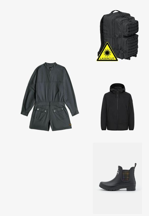 Zwarte hooded jas van soft-shell materiaal. Heeft een frontzipper, twee zijzakken en verstelbare trekkoorden bij de capuchon.; Donkergrijze korte jumpsuit met lange mouwen, rits aan de voorkant, elastische taille en twee klepzakken met knopen aan de voorkant van de shorts.; Barbour KINGHAM - Regenlaarzen - black; Zwarte tactische rugzak met meerdere compartimenten, een gevoerde mesh rug en laser-gekapte accenten; inclusief versterkte ritsen en verstelbare banden.