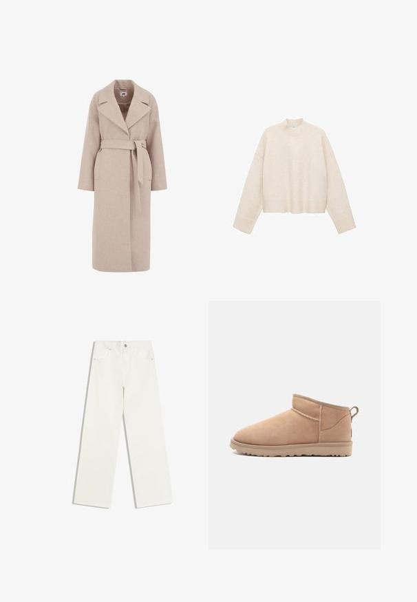 Lys beige uldblandingsfrakke med rullekrave, lange ærmer, belted liv og sidelommer; glat tekstur og knælangt design.; Cremefarvet pullover trøje lavet af blødt stof, med høj hals, sænket skuldre og en cropped design med ribbede kanter.; Hvide jeans med højt liv og lige ben, med forlommer og knaplukning på hvid baggrund.; Brune ruskindsankelstøvle med en rund tå, blød tekstur, enkelt design og en lavprofil gummisål. Har en trækrem bagpå.