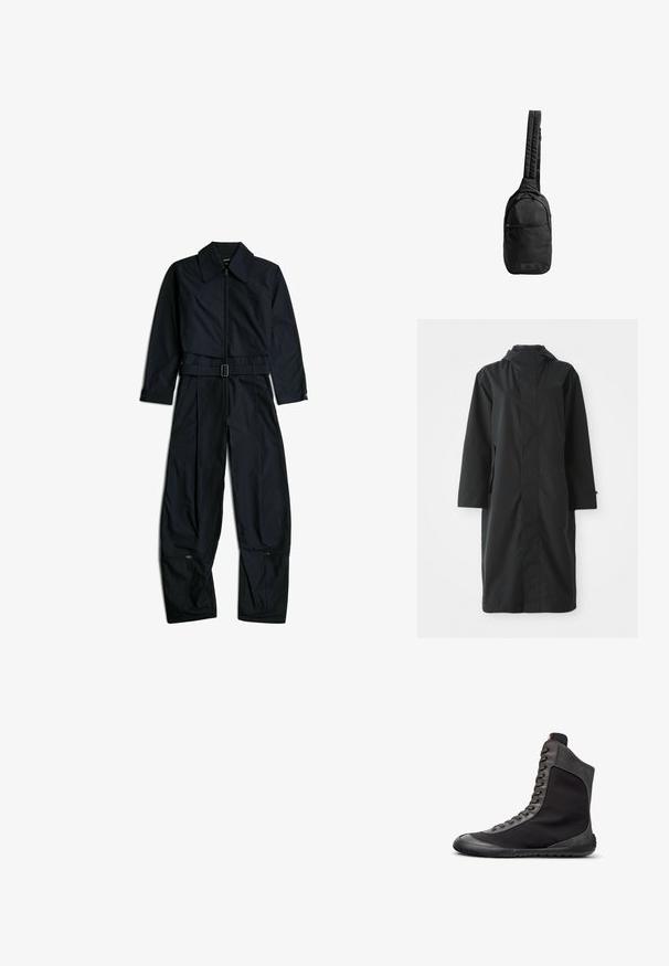 Schwarzer Regenmantel aus wasserabweisendem Material, mit hohem Kragen, langen Ärmeln, minimalistischen Design und seitlichen Taschen.; Schwarzer Overall mit langen Ärmeln, Kragen, vorderem Reißverschluss, verstellbarem Gürtel in der Taille und Reißverschlüssen an den unteren Enden der weiten Hosenbeine auf weißem Hintergrund.; Schwarzer High-Top-Sneaker mit grauem Wildlederbesatz, Schnürung vorne und flacher Gummisohle, gezeigt im rechten Seitenprofil auf weißem Hintergrund.; Schwarze Umhängetasche aus strukturiertem Stoff, mit einem gepolsterten Schulterriemen, einer vorderen Reißverschlusstasche und einem Logopatch an der Unterseite.