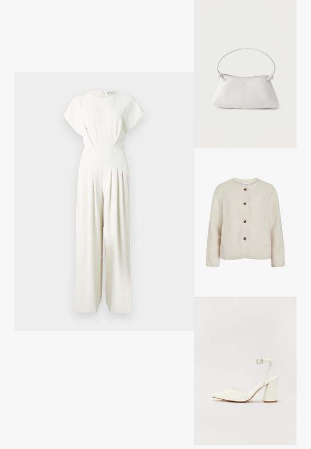 Fleecejack in off-white, met een ronde halslijn, vier bruine knopen en lange mouwen met een zachte, gestructureerde afwerking.; Witte jumpsuit met kapmouwtjes, een ronde hals, plooien aan de voorkant en een ritssluiting aan de achterkant. Gemaakt van een gladde, getextureerde stof.; Witte hakken sandaal met een puntige neus, verstelbaar enkelbandje en een stevige vierkante hak. Gladde textuur met minimale stiksels.; Witte handtas van gevlochten leer met een afgeronde handgreep en uiteinden van de band die geknoopt zijn, afgebeeld tegen een effen achtergrond.