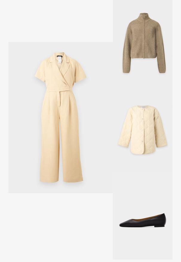 Veste matelassée couleur crème avec manches longues et fermeture à boutons-pression, présentant un motif en losange et un col rond.; Combinaison beige à manches courtes avec jambes larges, col en V style portefeuille et taille cintrée, réalisée dans un tissu léger.; Pull en maille côtelée beige avec manches longues, col montant et fermeture éclair à l’avant sur fond uni.; Chaussure plate en cuir noir à bout pointu avec talon bas et finition lisse, vue de côté sur un fond gris clair.