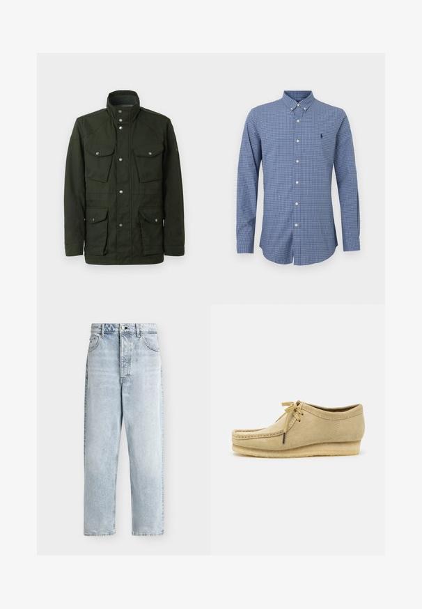 Donkergroen, middellange jas met hoge kraag en zilveren detail. Beschikt over twee borstzakken en twee lagere zijzakken. Glad textuur.; Lange mouw knoopshirt in een blauw geruit patroon. Gemaakt van katoen, met een button-down kraag en een klein logo op de borst.; Lichtblauwe high-waist jeans met rechte pijpen, voor met knoop- en ritssluiting, riemlussen en twee voorzakken.; Beige suède schoen met een vetersluiting, gestikte details en een rubberen zool. De vorm is casual met een lichte sleehak.