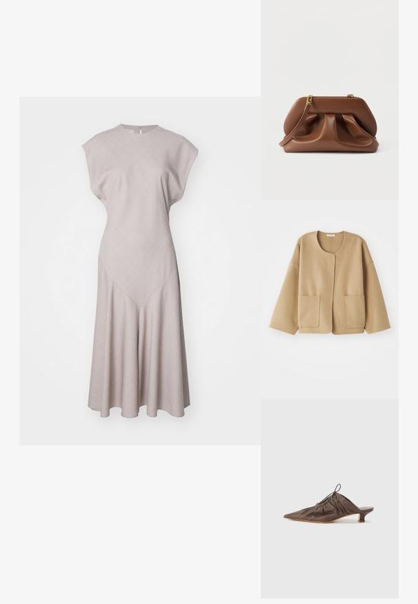 Beige, uld-blandet jakke med rund halsudskæring, sænkede skuldre og to frontlommer. Enkel, afslappet design med en glat tekstur.; Beige kjole med rund hals, korte ærmer og en udvidet kant. Fremstillet af tekstureret stof med en skrå syning ved taljen.; Brun læder mule med spids tå, samlet tekstur, lille hæl og en snorede accent ved åbningen. Glat finish.; Brun clutchtaske i læder med rynket design, guldfarvet hardware og aftagelig håndledsrem på hvid baggrund.