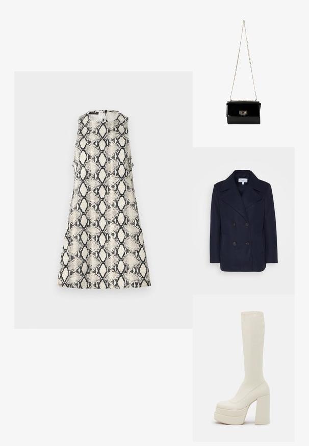 Manteau en laine navy croisé avec grands revers notés, deux poches avant et boutons noirs. Texture lisse, coupe structurée.; Une robe sans manches avec un motif de serpent beige et noir, un col rond et une fermeture éclair dans le dos.; Steve Madden CYPRESS - Bottes à plateau - off white; Sac à main en cuir verni noir avec une bandoulière en chaîne dorée, de forme rectangulaire, doté d'une fermeture à rabat à l'avant et d'un accent de logo métallique.