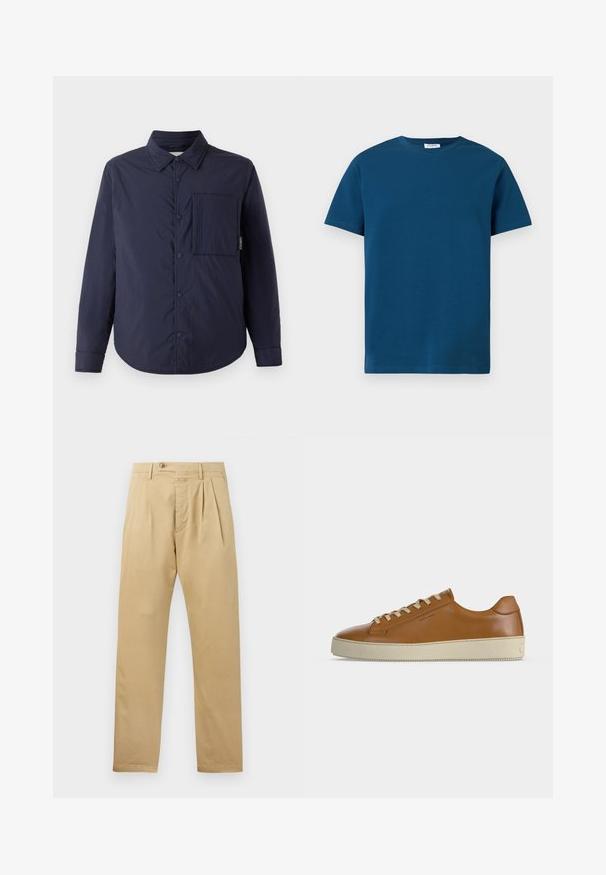 CLOSED QUILTED OVERSHIRT - Jas - dark night; Donkerblauw T-shirt met ronde hals, gemaakt van zacht katoen, met korte mouwen en een eenvoudige, gladde textuur met een rechte pasvorm.; CLOSED BERGEN TAPERED - Chino - beige; Lage bruine leren sneaker met crèmekleurige veters en dikke crèmekleurige rubberen zool, zijaanzicht op witte achtergrond.