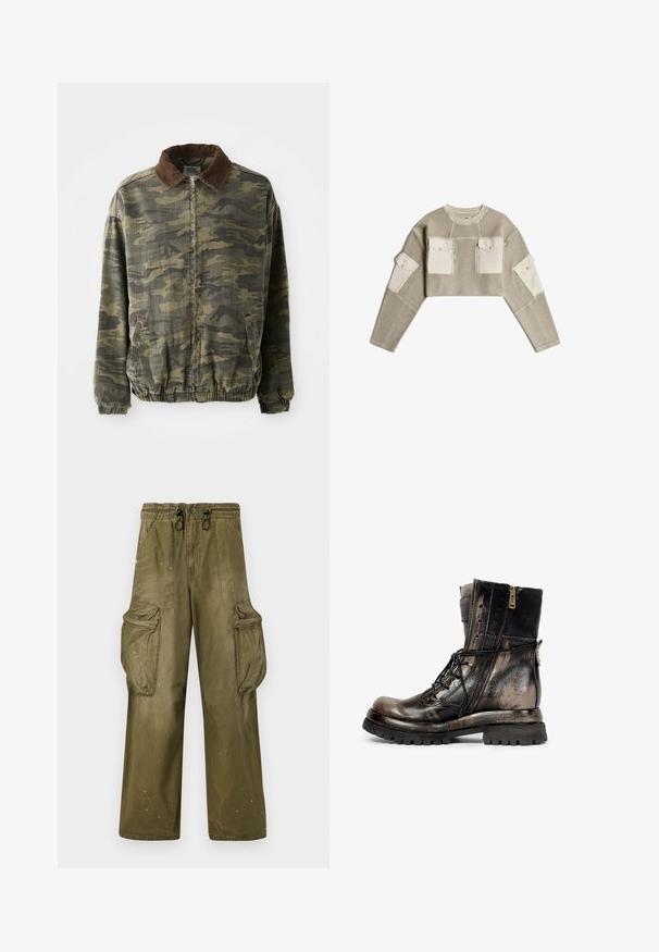 Jasperjack in een camouflagepatroon in kaki en donkergroen, gemaakt van stevige stof. Beschikt over een bruine corduroy kraag en elastische manchetten en zoom.; Korte beige gebreide trui met crème stoffen patches op de borstzakken en bovenste mouwen, met ritsen en knopen.; Olijfgroene cargobroek met een relaxte pasvorm, elastische tailleband, trekkoord, twee zijzakken en twee grote cargozakken. Licht verouderd.; Zwarte en bruine leren gevechtslaars met zijrits, veters, robuuste zool en een gespband aan de achterkant, gezien van de rechterkant.