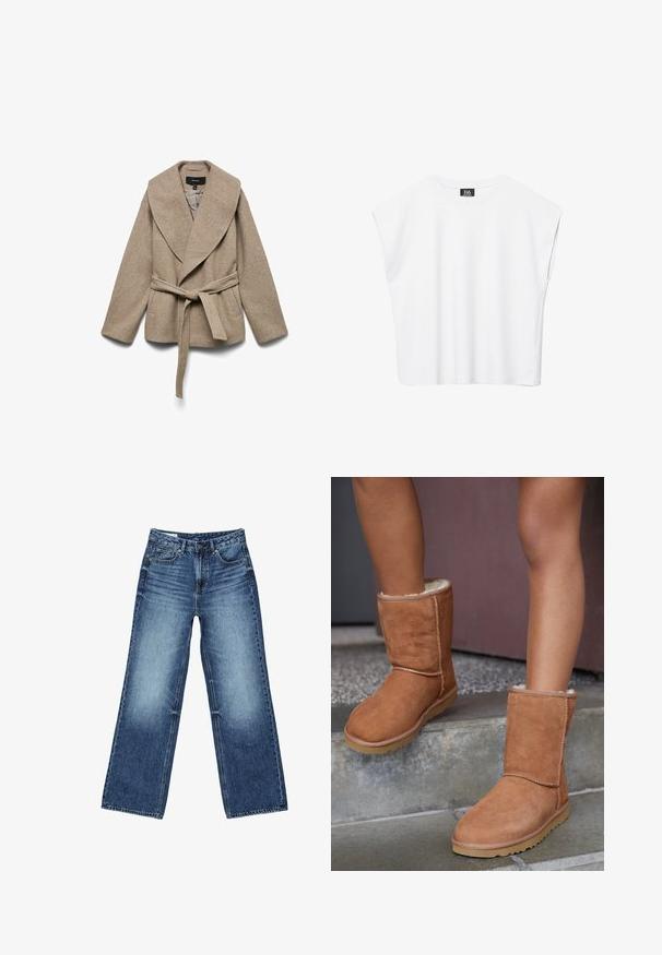 Beige indpakningsjakke lavet af blødt stof, med en stor krave, sidelommer og et matchende bælte omkring taljen. Teksturfinish.; Hvid ærmeløs crop top med rund halsudskæring, brede skuldre og sort "B6"-label indvendigt i kraven.; Blå vidtsiddende jeans i denim med forlommer og møntlomme foran, knaplukning og falmet vask på lår og knæ.; Brune ruskind ankelstøvler med rund tå, blødt foer og gummisål, der har synlige stikninger langs sømmene.