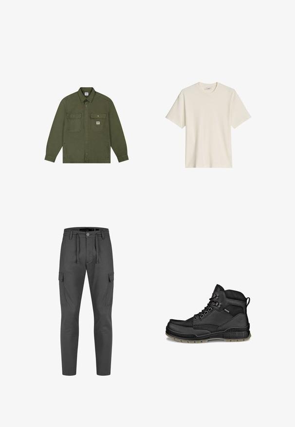 Lee WORKWEAR OVERSHIRT - Veste en jean - oak moss; T-shirt en coton coloris crème à manches courtes, col rond, présenté sur fond blanc.; Pantalons cargo gris avec taille à cordon de serrage, jambes fuselées, plusieurs poches et une texture lisse. Comprend une fermeture à bouton et des coutures renforcées.; Botte de randonnée montante en cuir noir avec semelle texturée, œillets en métal et maintien rembourré de la cheville, présentée de profil sur fond blanc.