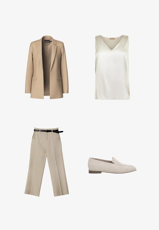 Beige Blazer mit Reverskragen und zwei Vordertaschen; aus glattem Stoff gefertigt, hat er eine offene Vorderseite und eine figurschmeichelnde Passform.; Ärmellose Satinbluse in Elfenbein mit V-Ausschnitt und schmaler Schulterführung, gekennzeichnet als Falconeri Seta Kollektion.; Beige weite Hosen mit glatter Textur, vorderen Taschen und einem schwarzen Ledergürtel. Maßgeschneiderter Schnitt mit klaren Falten.; Beiger Wildleder-Slipper mit niedrigem Absatz, spitz zulaufender Spitze und minimaler Naht am Obermaterial.
