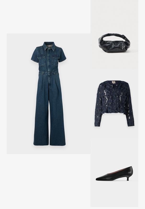 Marineblå cropped jakke lavet af blonde med blomsterprint, med en dobbeltbrystet lukning og to knapper. Tekstureret, semi-gennemsigtig stof.; Good American FIT FOR SUCCESS PLEATED WIDE LEG - Buksedragter - indigo; Sort læderpumps med spids tå og lav kittenhæl, vist i sideprofil på en ensartet lys baggrund.; Sort taske lavet af blankt, tekstureret materiale med et cirkulært, snoet håndtag og lynlås. Har et blødt, rynket design.