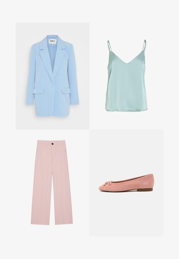 Lichtblauwe blazer met een enkele knoopsluiting, notch-lapels, twee voorzakken en een getailleerde pasvorm. Gladde stoftextuur.; Lichtblauw mouwloos hemdje met verstelbare dunne bandjes en een V-hals, gemaakt van glad, vloeiend stof.; Lichtroze wijde broek gemaakt van soepel materiaal, met een sluiting met knoop aan de voorkant, twee zijzakken en een getailleerde silhouette.; Zachte roze suède ballerina met een klein strikje en gouden detail op de afgeronde neus, lage hak en gladde zool.