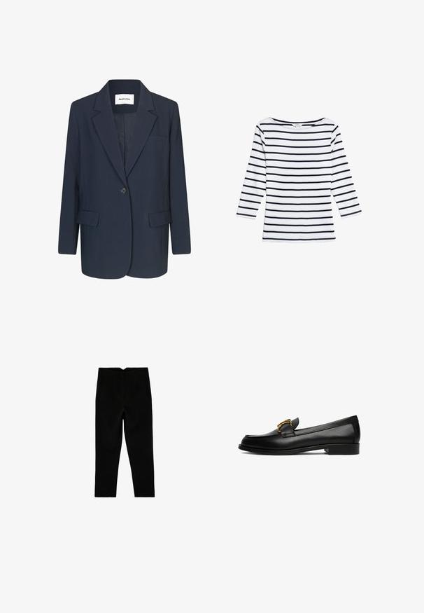 Marineblazer van gladde stof, met een enkele knoopsluiting, notch-lapels, één borstzak en twee voorkzakken.; Marks & Spencer STRIPED SLASH NECK - Longsleeve - white mix; Zwarte op maat gemaakte broek tot aan de enkel met zijzakken en een licht taps toelopende pijp, plat liggend op een witte achtergrond.; Zwarte leren loafer met lage hak en gouden metalen gespdetail aan de bovenzijde.