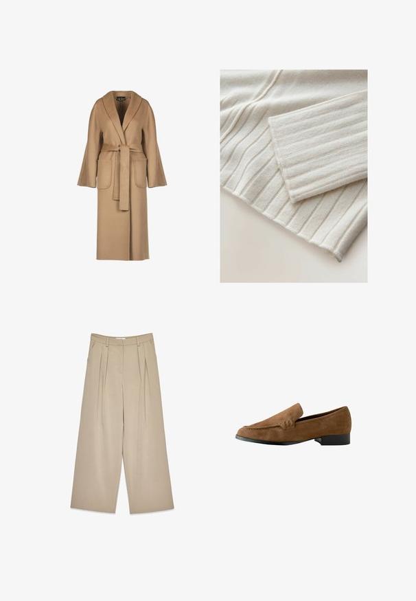 Beige, lang uldfrakke med bælte i taljen, vide ærmer, store lommer og sjalskrave. Glat tekstur med et enkelt design.; Ribbede striktrøje i lys beige. Har en blød tekstur med lodrette linjer og en foldet manchet. Materialet ser hyggeligt og varmt ud.; Beige viddebukser med frontfolder, sidelommer, bælteløkker og en skjult lukning foran.; Brune ruskinds loafers med en lidt forhøjet hæl, en glat tekstur, syninger foran og en rund tådesign.