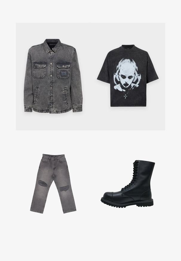 Denimjacke in verblasstem Grau mit durchgehender Knopfleiste, zwei Brusttaschen und Seitentaschen. Mit einem kontrastierenden Etikett-Patch auf der linken Tasche.; Schwarzes Oversized-T-Shirt mit einem weißen Motiv eines glatzköpfigen Menschen mit dunklen Augen, Lippenstift, Piercings und einer Halskette mit Kreuzanhänger.; Hoch taillierte graue Denim-Jeans mit weitem Bein und großen abgenutzten Stellen an beiden Knien, mit Taschen vorne und Gürtelschlaufen.; Schwarze Leder Schnürstiefel mit runder Zehenkappe, hohem Schaft, dicker Gummisohle und texturierter Oberfläche. Enthält verstärkte Nähte entlang der Nähte.