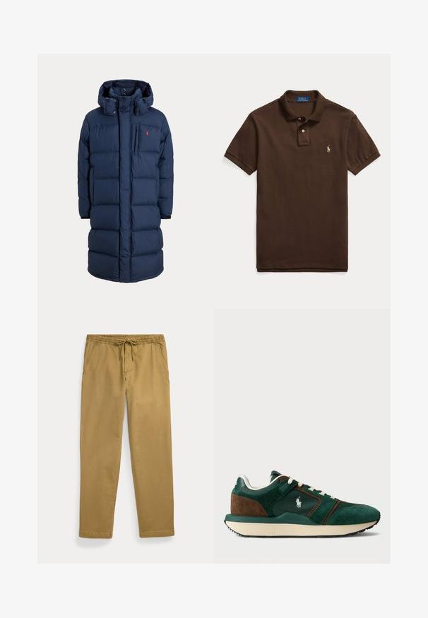 Navyblå lang dynejakke med hætte, frontlynlås, trykknapper, sidelommer og lille rødt logo på brystet.; Brun kortærmet polo med krave, to knapper og lille broderet logo på venstre bryst.; Khaki lige ben bukser med elastisk talje og front snøre, med skrå forlommer og stikkede sømme.; Herresneakers i mørkegrøn og brun ruskind, med mesh-paneler, hvide snørebånd og en gummisål. Har et logo på siden.