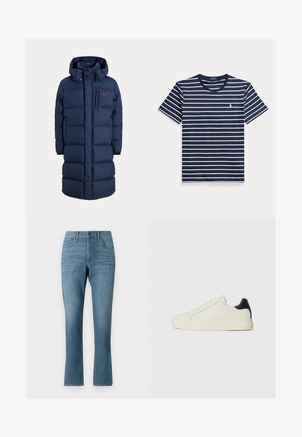 Marineblauer langer Steppmantel mit Kapuze, Frontreißverschluss, Druckknöpfen, Seitentaschen und kleinem roten Logo auf der Brust.; Marineblaues T-Shirt mit kurzen Ärmeln, weißen horizontalen Streifen und einem kleinen weißen gestickten Logo auf der linken Brust.; Hellblaue Jeans aus Denim mit geradem Bein, ausgestattet mit Vorder- und Gesäßtaschen, einem Reißverschluss und dezentem Verblassen des Gewebes.; Weiße Leder-Sneaker mit einem marineblauen Lederakzent an der Ferse, runder Zehenpartie, flacher Gummisohle und Schnürung mit sechs Ösen.