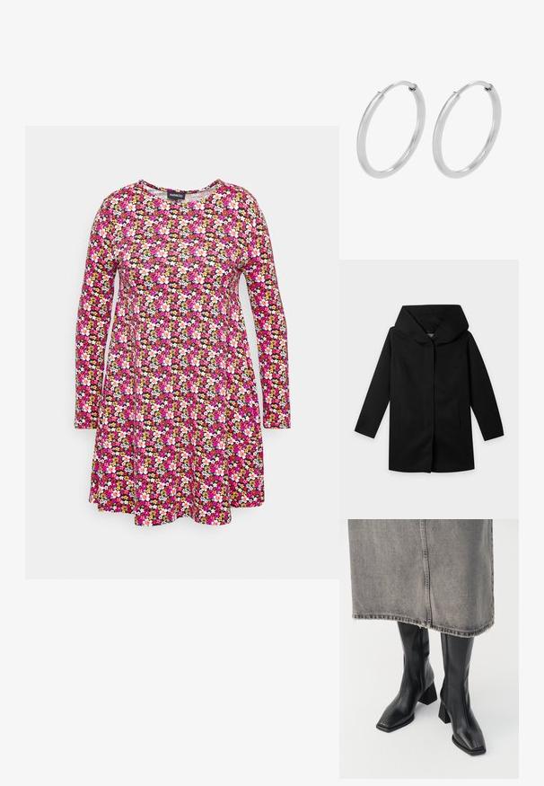 Manteau noir à manches longues, large capuche structurée et coupe droite, présenté à plat sur un fond clair, sans boutons ni fermetures éclair visibles.; Even&Odd Curvy by Zalando Robe de jour - multicolor/black; Bottes noires montantes en cuir lisse avec un bout carré et un talon bloc. Portées avec une jupe en denim grise à l'ourlet effiloché.; Boucles d'oreilles en argent, de forme circulaire, avec une texture lisse et brillante, et une largeur constante. Design minimaliste sans accents supplémentaires.