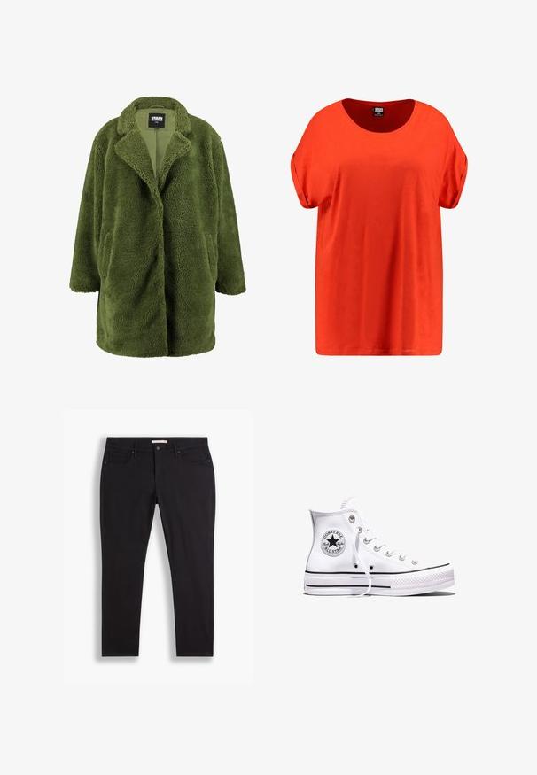 Manteau en polaire vert olive avec un col en V, une devanture ouverte, et deux poches latérales. L'extérieur doux et texturé offre chaleur et confort.; T-shirt rouge ample en tissu lisse. Présente un col rond et des manches courtes retroussées. Aucune motif ni accent supplémentaire.; Jean en denim noir avec une coupe slim, un design à cinq poches et une texture lisse. Taille standard avec passants de ceinture et détails de couture subtils.; Baskets blanches montantes Converse Chuck Taylor All Star avec des rayures noires et un patch logo sur le côté, présentées sur un fond blanc uni.