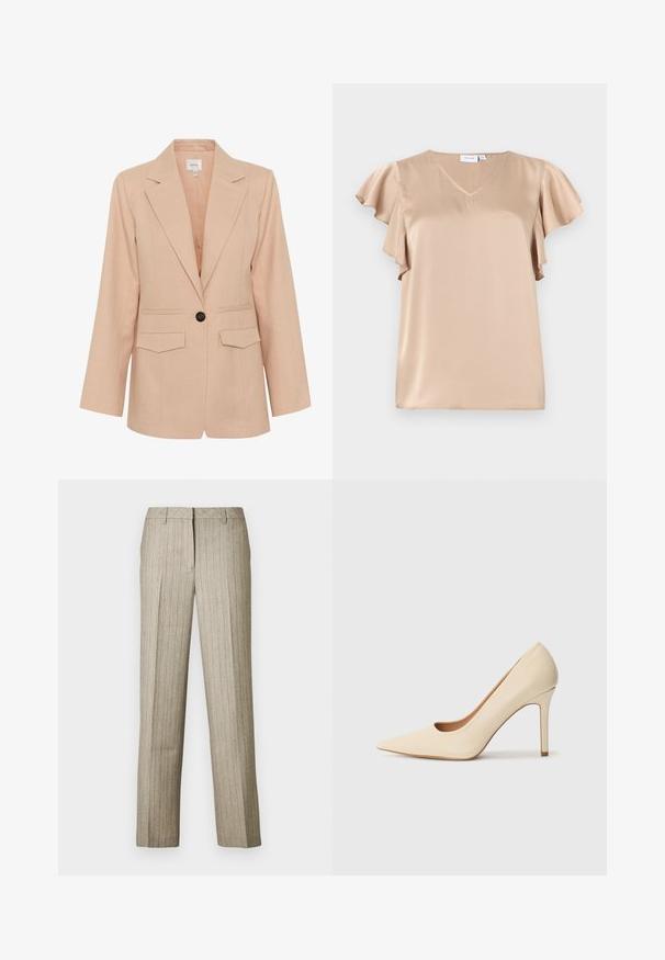 Gestuz MANU - Abrigo corto - rose dust; Blusa de satén beige con mangas cortas acampanadas y escote en V, textura suave y ajuste holgado.; Pantalones beige con rayas finas, diseño de pierna recta, cintura estructurada y textura sutil en toda la tela.; Zapato de tacón alto de piel beige con punta afilada y un detalle recortado en el lateral, que cuenta con un tacón stiletto delgado para ofrecer soporte.