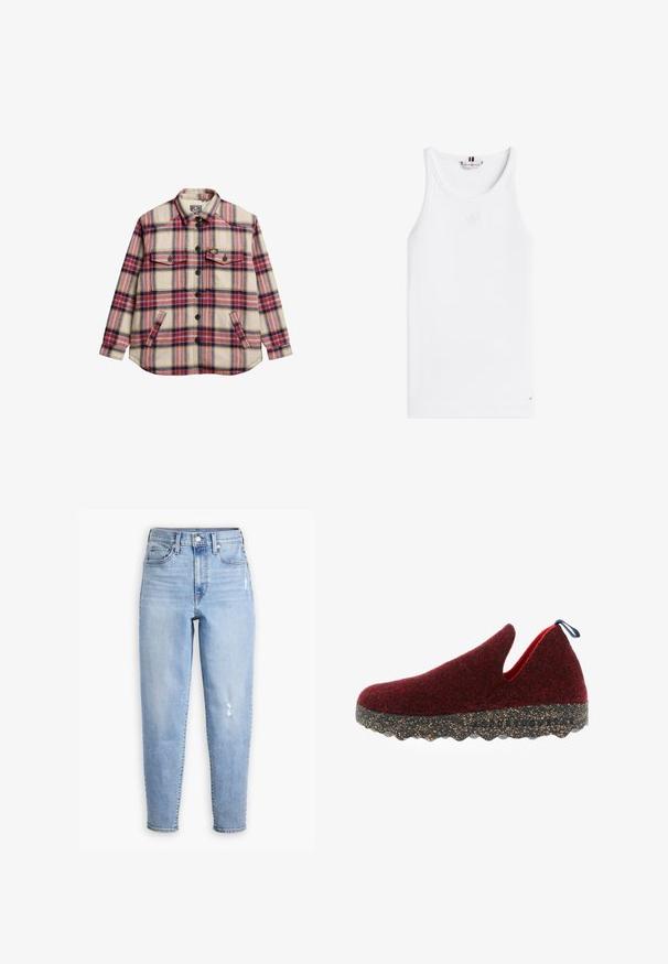 Geruite flanellen overhemd in crème, rood, paars en geel. Heeft twee borstzakken, zwarte knopen en een ronde zoom.; Witte geribbelde mouwloze tanktop met ronde hals en klein Tommy Hilfiger-logo bij de zoom en binnenin de kraag.; Lichtblauwe hoog waaiersjeans van denim, met een rechte pijp, subtiele vervaging en een klein verwasgebied op de rechterdij.; ASPORTUGUESAS Instappers - rot