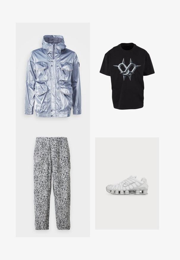 Silberne wasserdichte Jacke mit Reißverschluss, verstellbare Kapuze und vier Fronttaschen. Verfügt über eine glänzende Textur und Druckknöpfe.; Schwarzes T-Shirt mit einem metallischen Herzdesign, das mit Stacheln verwoben ist und eine scharfe, kantige Ästhetik in Silber und Schwarz betont.; Weiße Hosen mit elastischem Bund, schwarzem unregelmäßigem Sprenkelmuster und elastischen Bündchen, die vor einem einfarbigen Hintergrund hängen.; Weißer Sportschuh mit einer einzigartigen federähnlichen Sohle und einem silbernen Nike Swoosh-Logo an der Seite, von der Außenseite gezeigt.