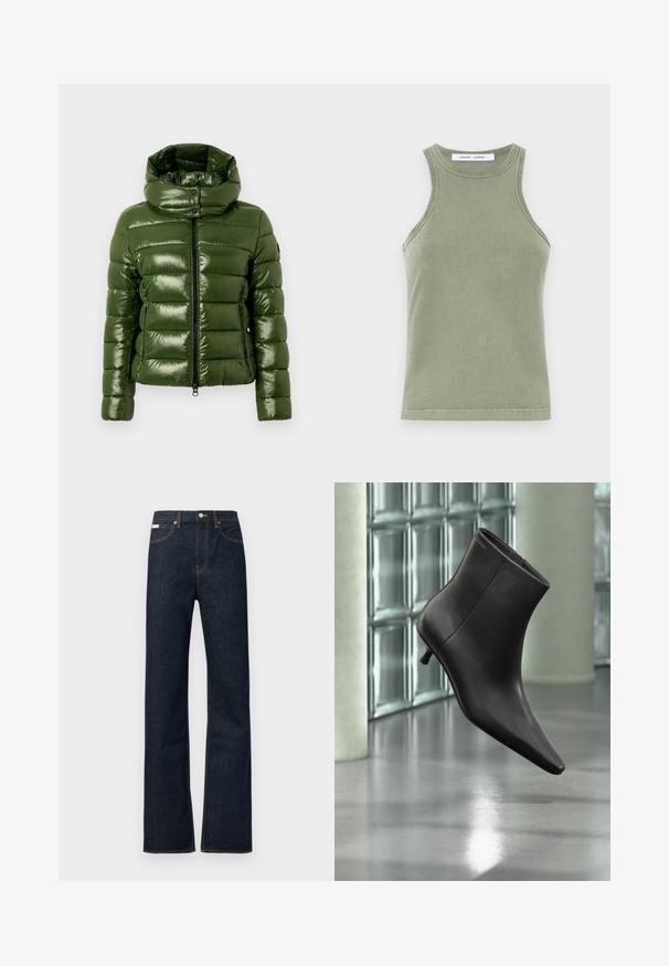 Groene pufferjas met een glanzende afwerking, voorzien van een hoge kraag, een horizontaal doorgestikt ontwerp en twee met rits te sluiten zijzakken.; Olijfgroene tanktop van zachte katoen, met een ronde halslijn, mouwloos ontwerp en gestikte randen. Eenvoudige, getailleerde stijl.; Donkerblauwe spijkerbroek met rechte pijpen, voorzien van oranje stiksels, een knoopsluiting aan de voorkant en een klein label op de tailleband.; Zwarte leren enkellaars met puntige neus en lage hak, afgebeeld tegen een glazen blokkenmuur en gepolijste vloer op de achtergrond.