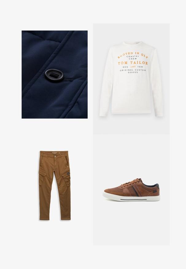 Tissu rembourré bleu marine avec une texture lisse, mettant en avant un bouton noir et des détails de cordon sur la surface, soulignant les motifs de matelassage.; Chemise blanche à manches longues avec un texte orange et noir indiquant "Rooted in QLY Coastal Crew Tom Tailor Reg 1962 TRM Original Custom Goods" sur le devant.; Pantalons cargo droits marron avec bouton avant, passants de ceinture, poches latérales et arrière, et fermetures à rabat sur les poches de cuisse.; Baskets en cuir marron avec une texture lisse, semelle en caoutchouc blanc, accents noirs et couture décorative avec des rayures latérales.