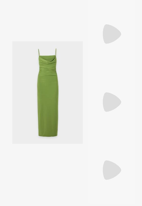 Vestido midi verde sin mangas, con tirantes finos, fruncido en la cintura y escote drapeado tipo cowl.; Sandalia de tacón alto con tiras en ante verde oliva, puntera puntiaguda, suela negra y correa ajustable en el tobillo. Presenta un diseño superior de tiras entrelazadas.; Bolso de cuero negro con forma triangular, un gran asa recortada y costuras detalladas a lo largo de los bordes. Textura suave.; Pendientes de metal plateado con un diseño ondulado y escultórico, que presentan un acabado pulido y formas irregulares, destacando una estética contemporánea.