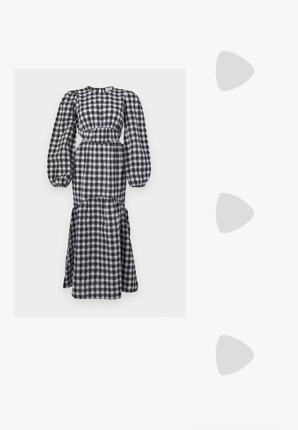 Robe à carreaux noir et blanc avec de longues manches bouffantes, une taille cintrée et une jupe à volants. Fabriquée en tissu léger. Encolure ronde.; Bottes de combat en cuir noir avec un haut tige, laçage à l'avant et une finition texturée. Présente une semelle en caoutchouc robuste et une tirette.; Lunettes de soleil noires en forme d'œil de chat avec une finition mate, dotées de verres teintés gris, d'angles aigus et de branches élégantes. Nom de la marque visible sur la branche intérieure.; Sac hobo en cuir noir avec une texture douce et brillante et un haut ouvert arrondi. Dispose d'une large sangle courbée pour le transport. Pas de matériel visible.